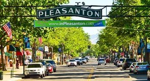 14. Pleasanton, California 31,126 solteros