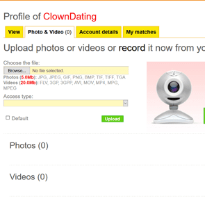 Capture d'écran de la page de téléchargement de photos ClownDating.com
