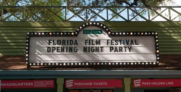 Foto de la carpa en el Festival de Cine de Florida