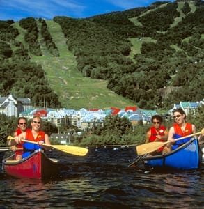 Foto di canoisti sul lago Tremblant
