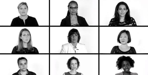 Fotografie žen, které se účastnily videa Dart Center's Talk Talk