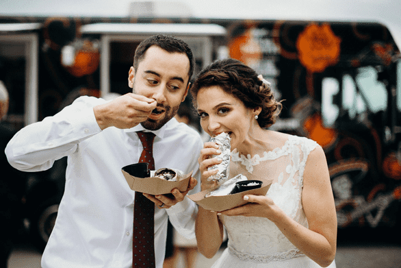 Foto de la comida del Barrio en una boda