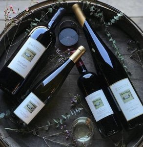Foto de los vinos de Ravines