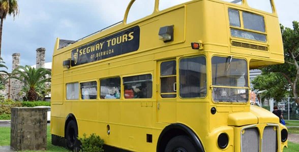 Foto di un bus turistico